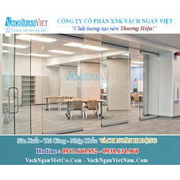 Vách Ngăn Kính Di Động Cho Phòng Học Không Khung